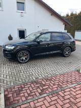 Audi SQ7 4.0 TDI quattro tiptronic - - Audi SQ7 in Leipzig