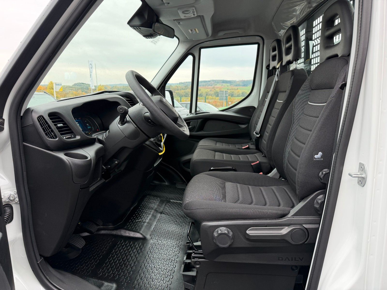 Fahrzeugabbildung Iveco Daily 35S16 H 3.0L *R3.750mm*AHK*Klima*