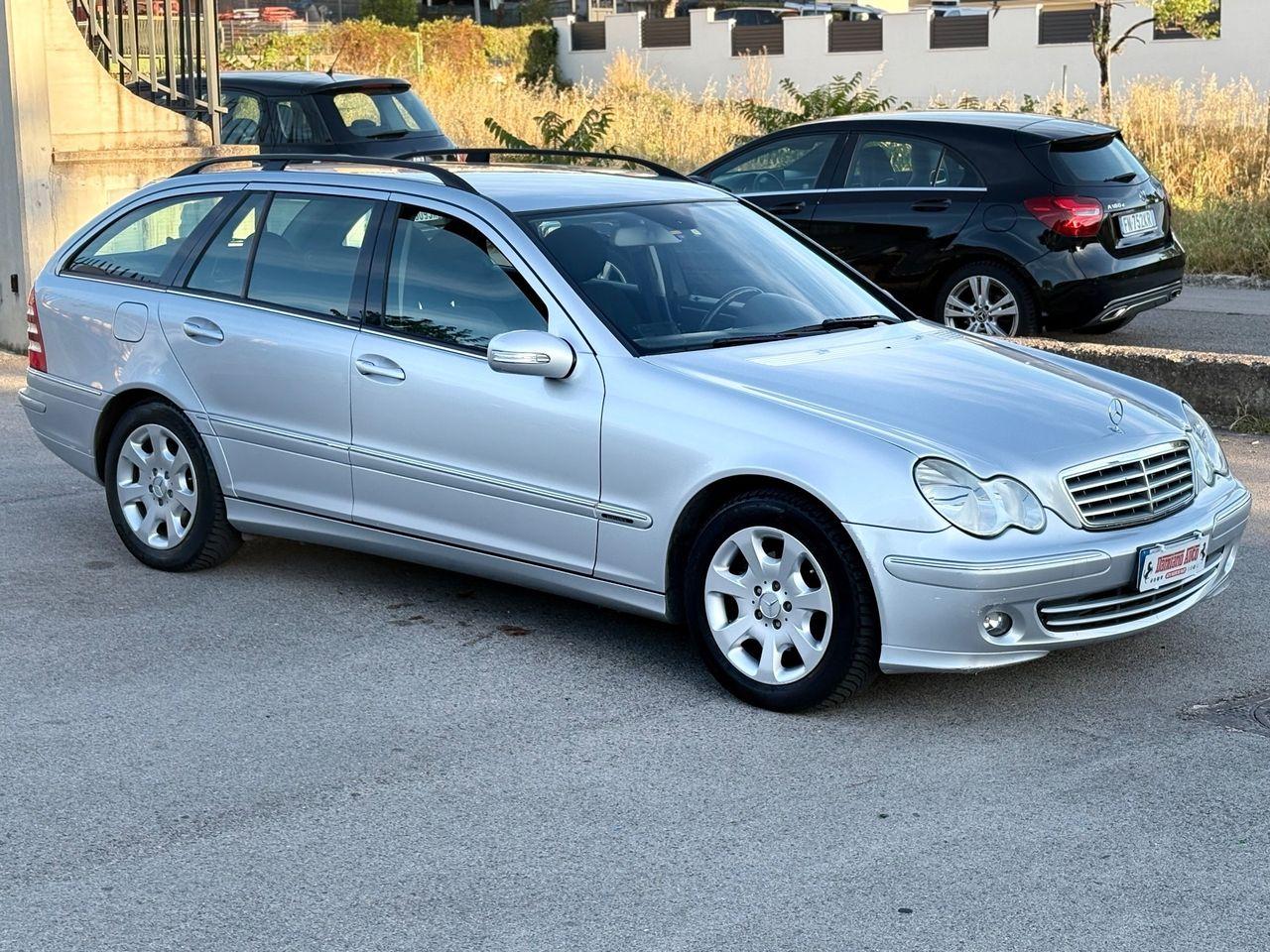 Mercedes-Benz C220 2006 — engine 2.148 cm³, 150 HP (110kW)