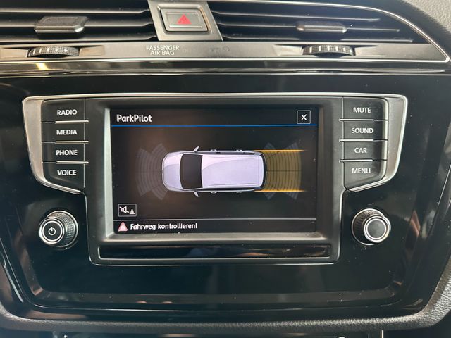 MYAUTOCENTER – Gebraucht- und Jahreswagen mit Werkstattservice in Pfaffenhofen Volkswagen Touran *AHK*ACC*PDC*3-Zonen*NAVI*1-HAND*