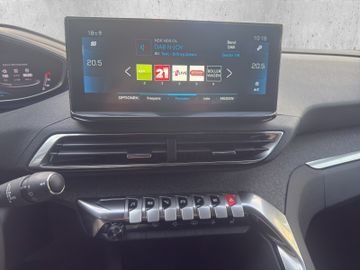 Peugeot 3008 Allure Pack PT 130 Navi+SHZ+RFK+Carplay