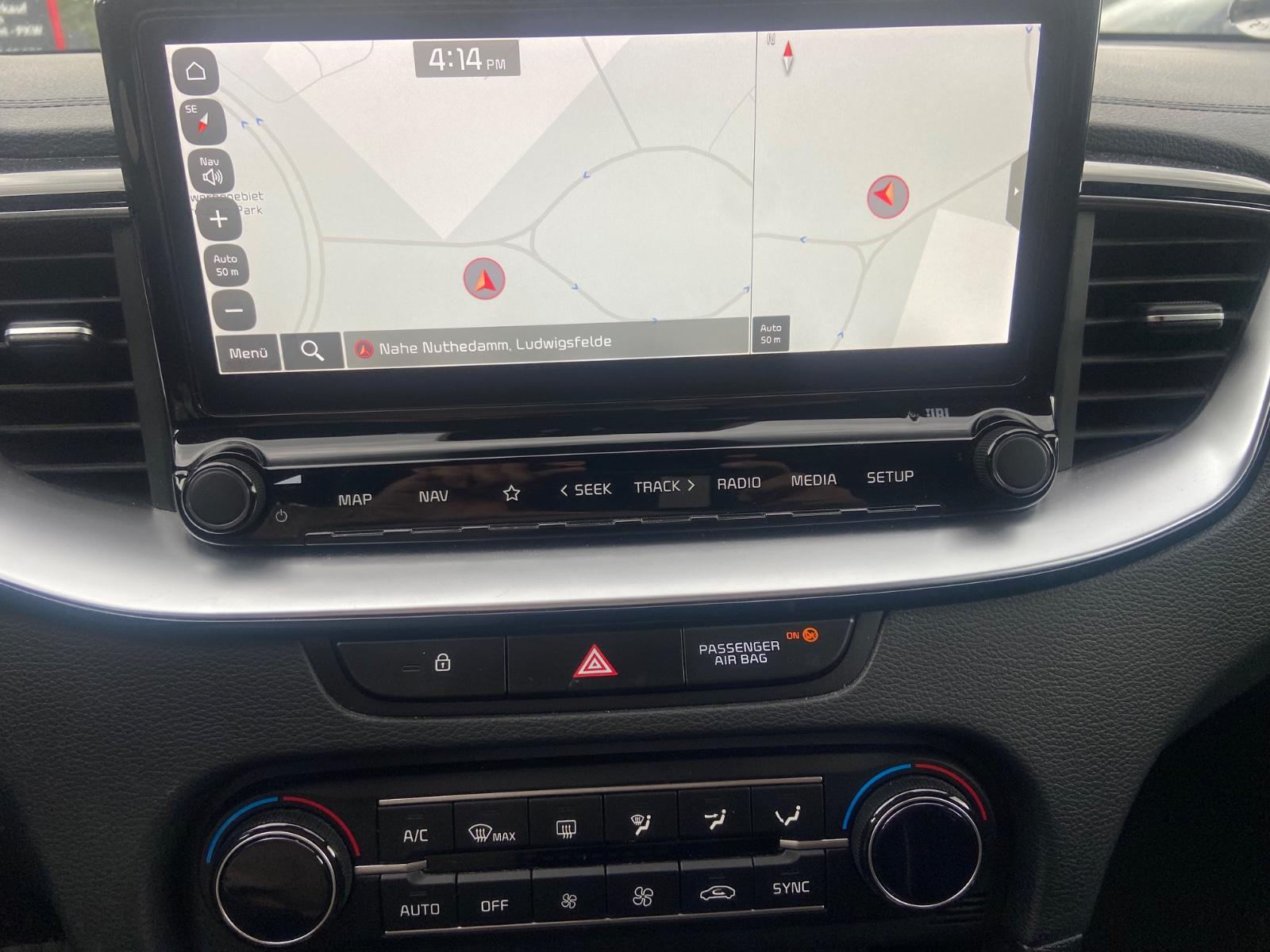 Kia pro cee'd / ProCeed