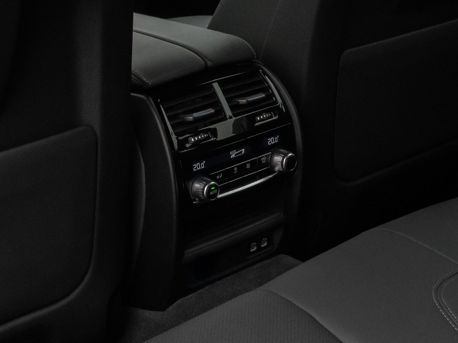 Fahrzeugabbildung BMW 530d xD M Sport Laser Kamera HUD DAB HiFi Komfor