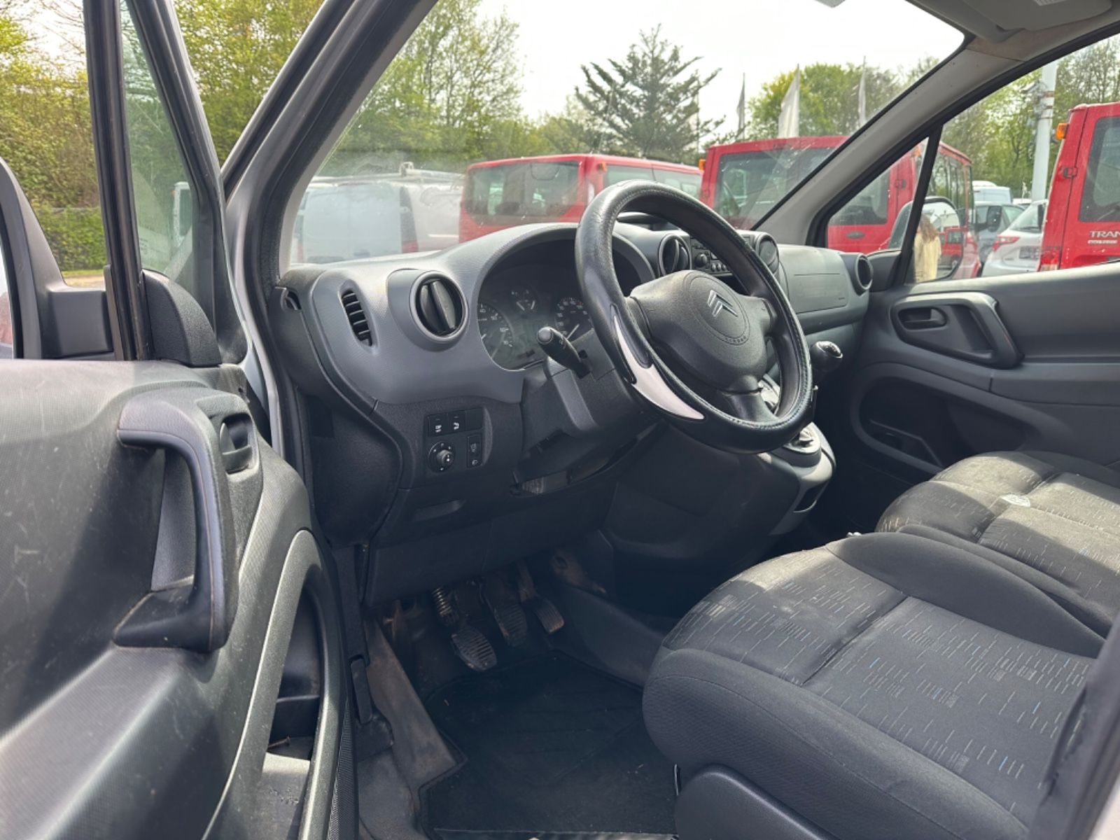 Fahrzeugabbildung Citroën Berlingo  L1*Klima*Händler*Export*TÜV 02/25