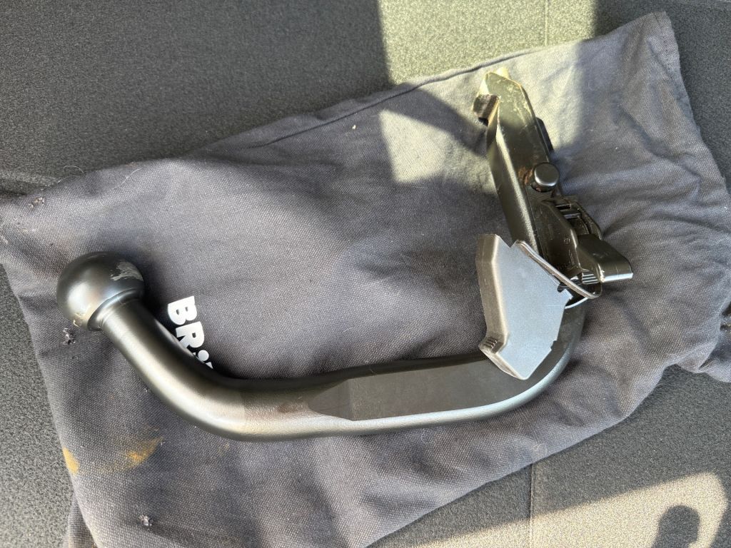Fahrzeugabbildung Citroën Grand C4 Spacetourer PureTech 130 EAT8 SHINE