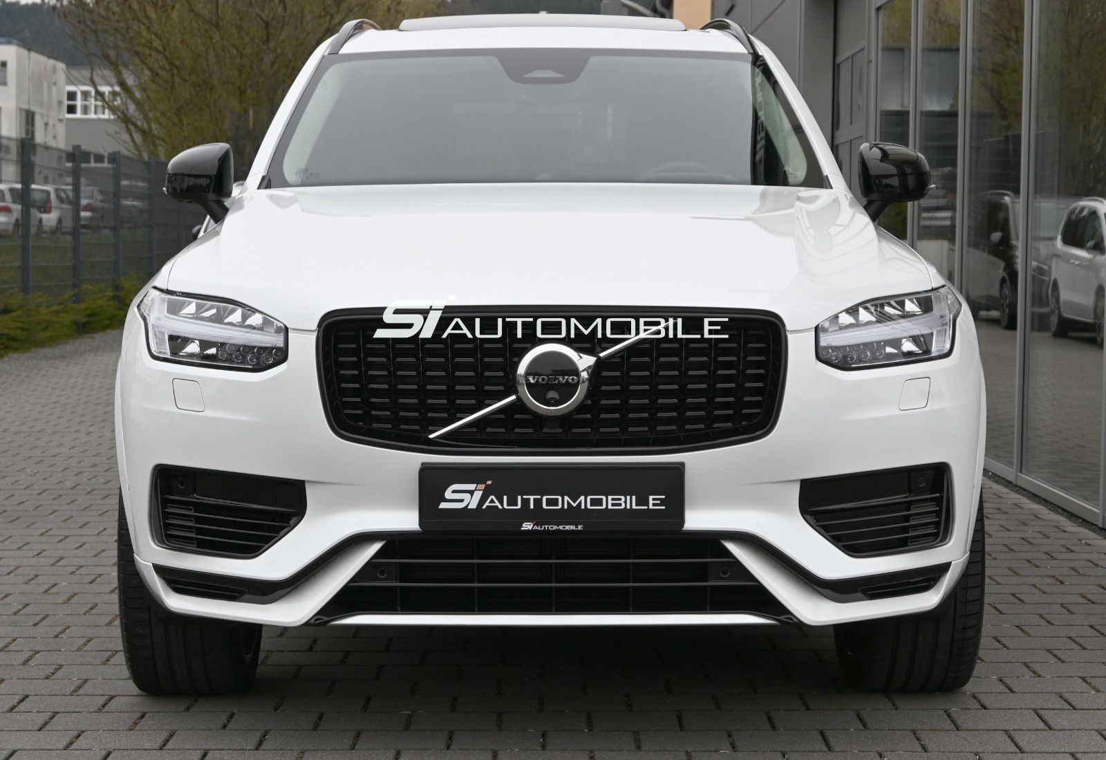 Fahrzeugabbildung Volvo XC90 T8 AWD T8 Recharge Ultimate Dark °104.670€°