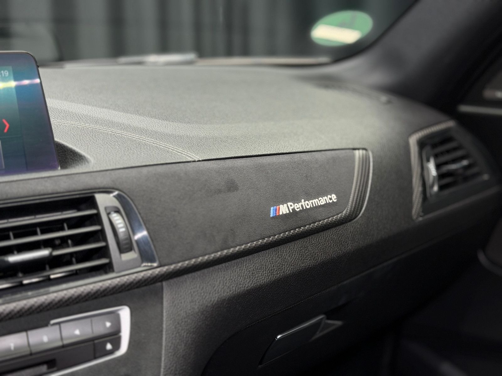Fahrzeugabbildung BMW M2 Coupe |HJS|H/K|M-PERFORMANCE|H&R
