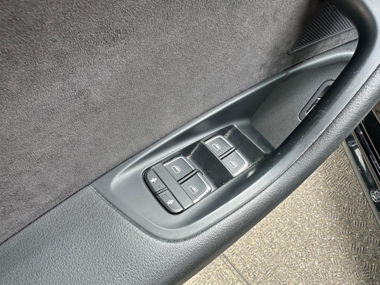 AUDI A6 AVANT 3.0 TDI CLEAN DIESEL QUATTRO S LINE | 218 ch | BVA | HAYON ÉLECTRIQUE | VOLANT EN CUIR