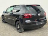 Volkswagen Golf V Lim. 1.6 ! TÜV NEU ! SHZ ! KLIMA ! - Volkswagen Golf aus 2005: 1.6