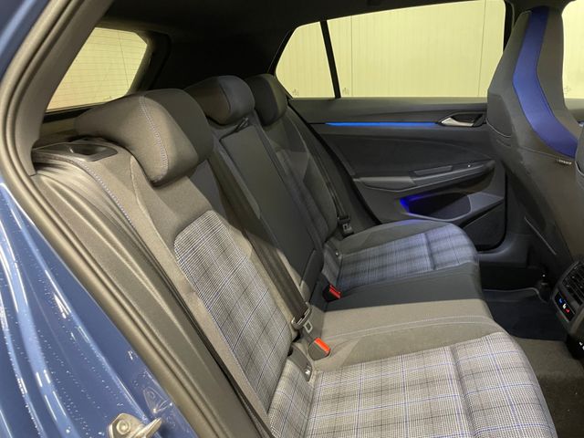 Golf VIII GTE 1.5 TSI eHybrid LED TRAVEL NAV