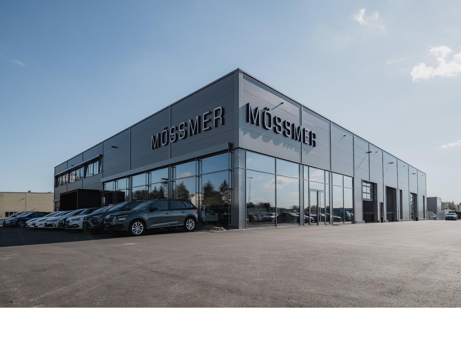 Volkswagen Touran 1.5TSI DSG Goal 7 Sitze NAVI Heckkl.el., миниатюра 26