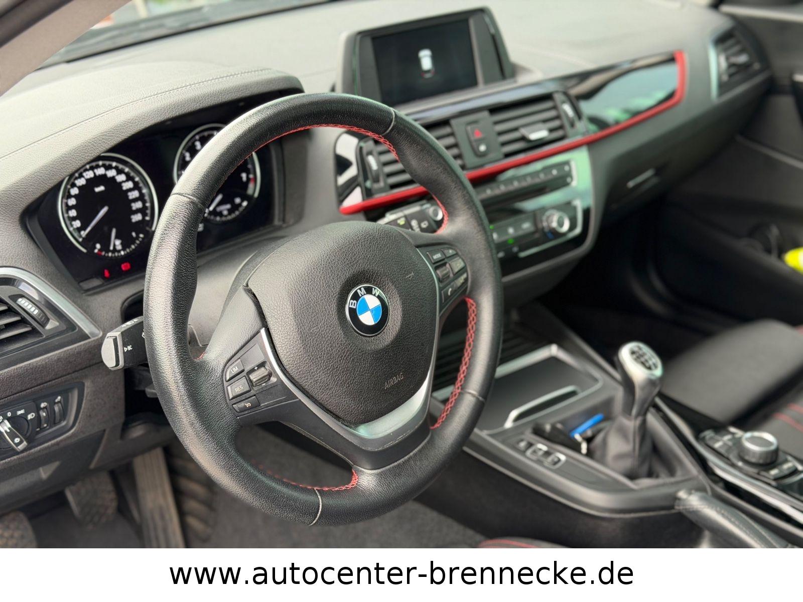 BMW 118i Sport Line*Schiebedach*LED*PDC*8-fach ber*