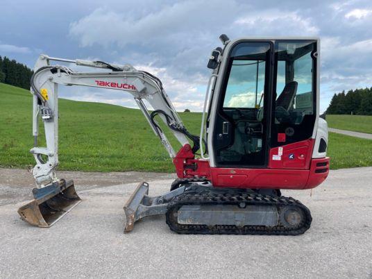 Takeuchi TB230 Powertilt HS03