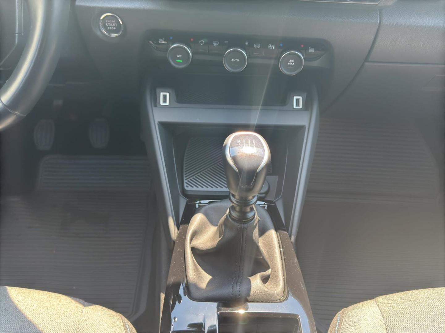 Citroën C4 PureTech 130 Stop & Start Shine 8 Fach Bereif