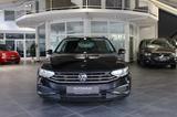 Volkswagen Passat Variant 1,5 TSI ANHÄNGERKUPPLUNG  - Volkswagen Passat aus 2022