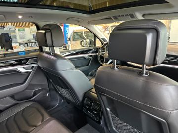 Volkswagen Touareg 4Motion eHybrid *1.Hand*HeadUP*Voll*