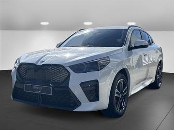2026 BMW IX2 照片 1
