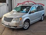 Chrysler Grand Voyager 2.8 CRD DPF Limited Stown - silberne Chrysler Grand Voyager