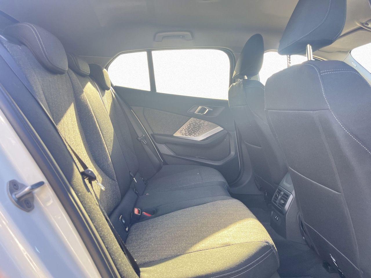 BMW 120d AdpLED,ParkAss,DriveAss,LED,CarPlay,KomfZ