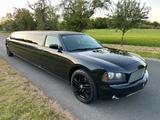 Dodge Charger Stretchlimousine - mit Benzin-Antrieb: Limousine, Stretch