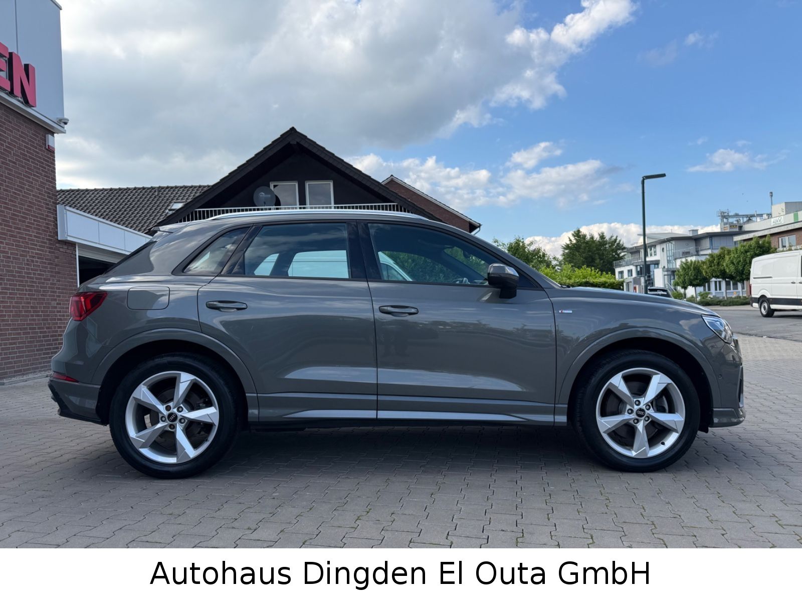Audi Q3 45 TFSI e S Line foto 6