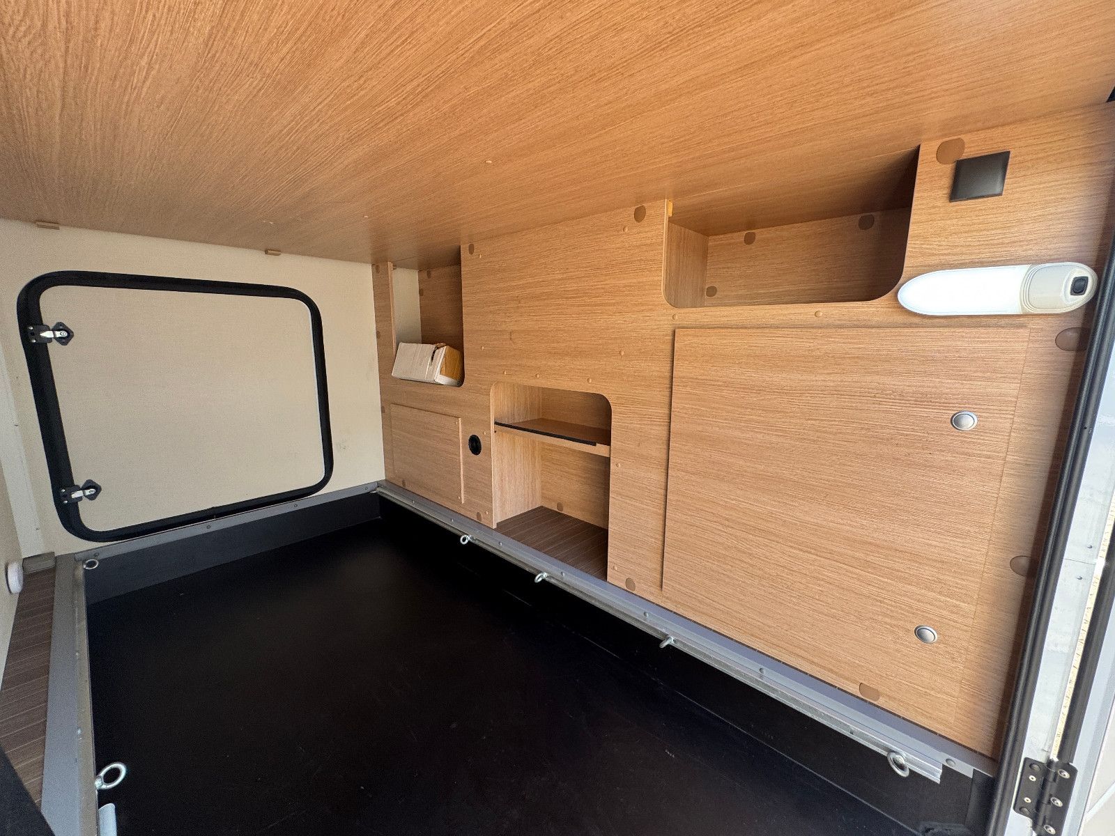 Fahrzeugabbildung Sunlight T 68 FIAT DUCATO NAVI KAMERA SAT TV EB & HUBBETT
