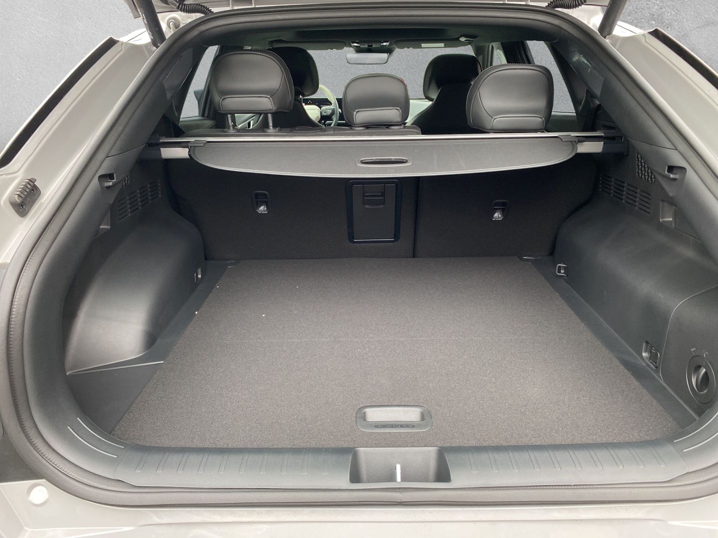 Fahrzeugabbildung Kia EV6 PE GT-LINE 4WD Elektro 84 KwH *WP*GD*ASS+*SD