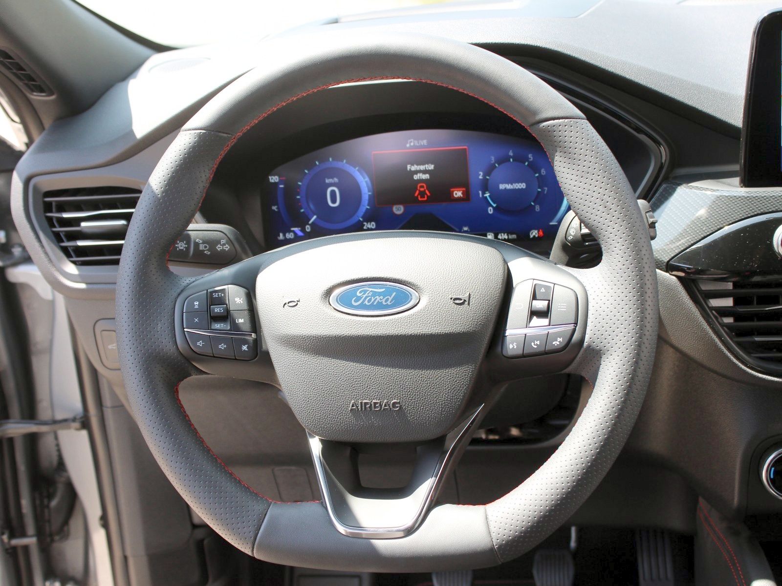 Fahrzeugabbildung Ford Kuga ST-Line X Start/Stopp