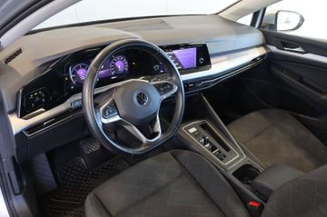 Volkswagen Golf - 8