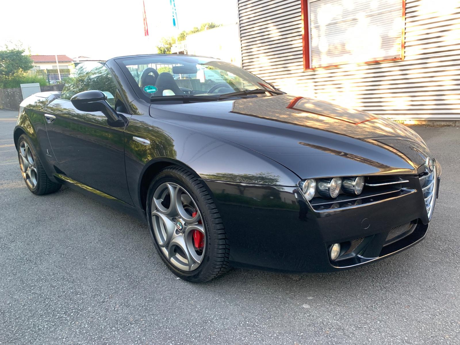 Alfa Romeo Spider 1.8 TBi 16V*Xenon*Leder *Navi*1 Hand*