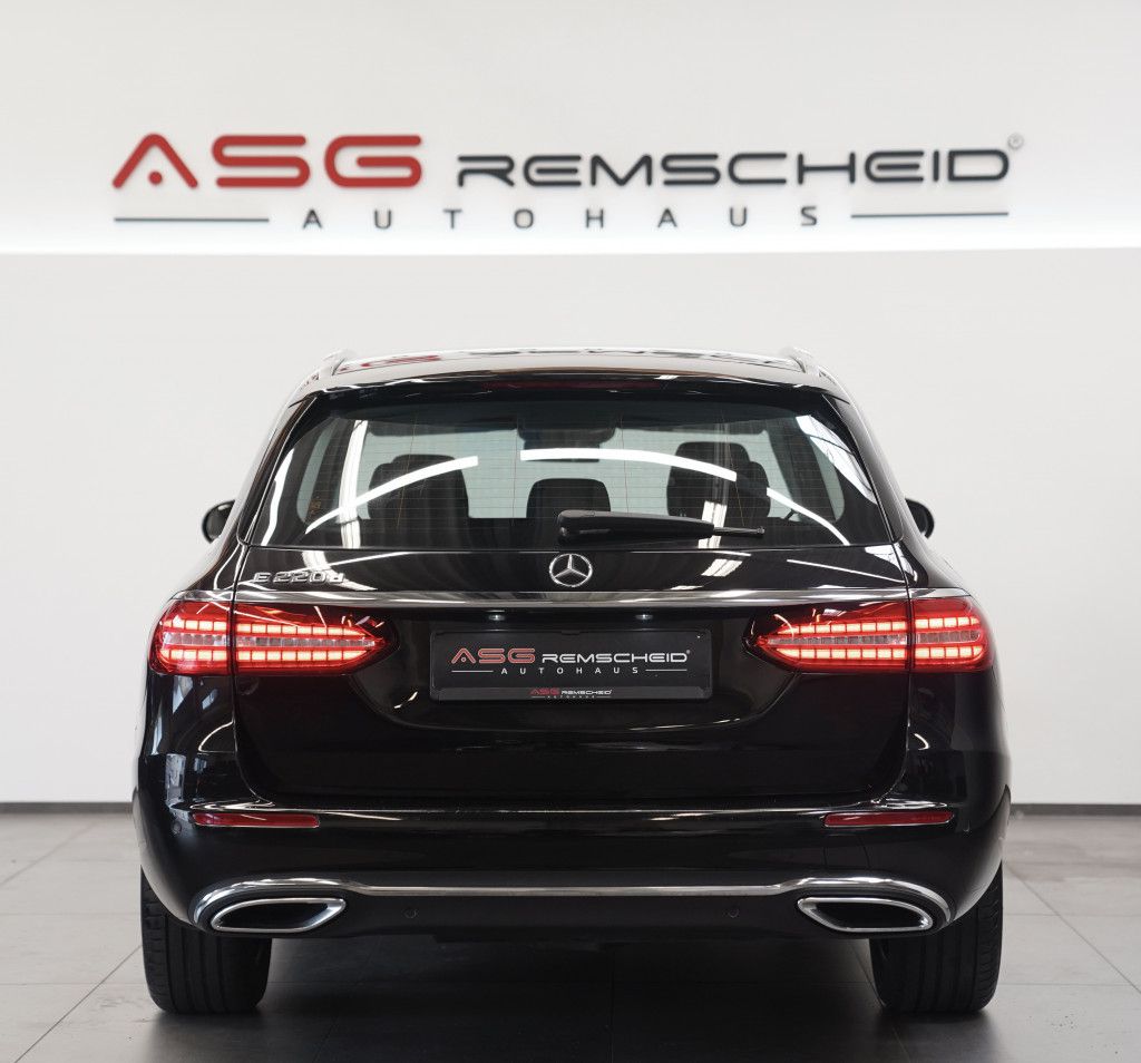 Mercedes Benz E 220