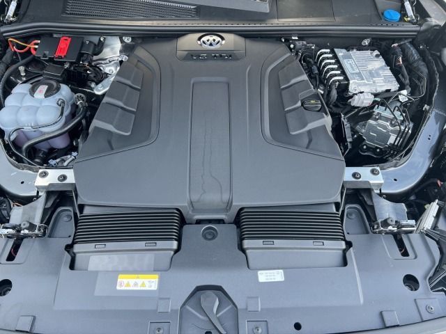 Touareg R-Line 3.0 V6 TDI DSG 4M AHK*Leder*Luft*