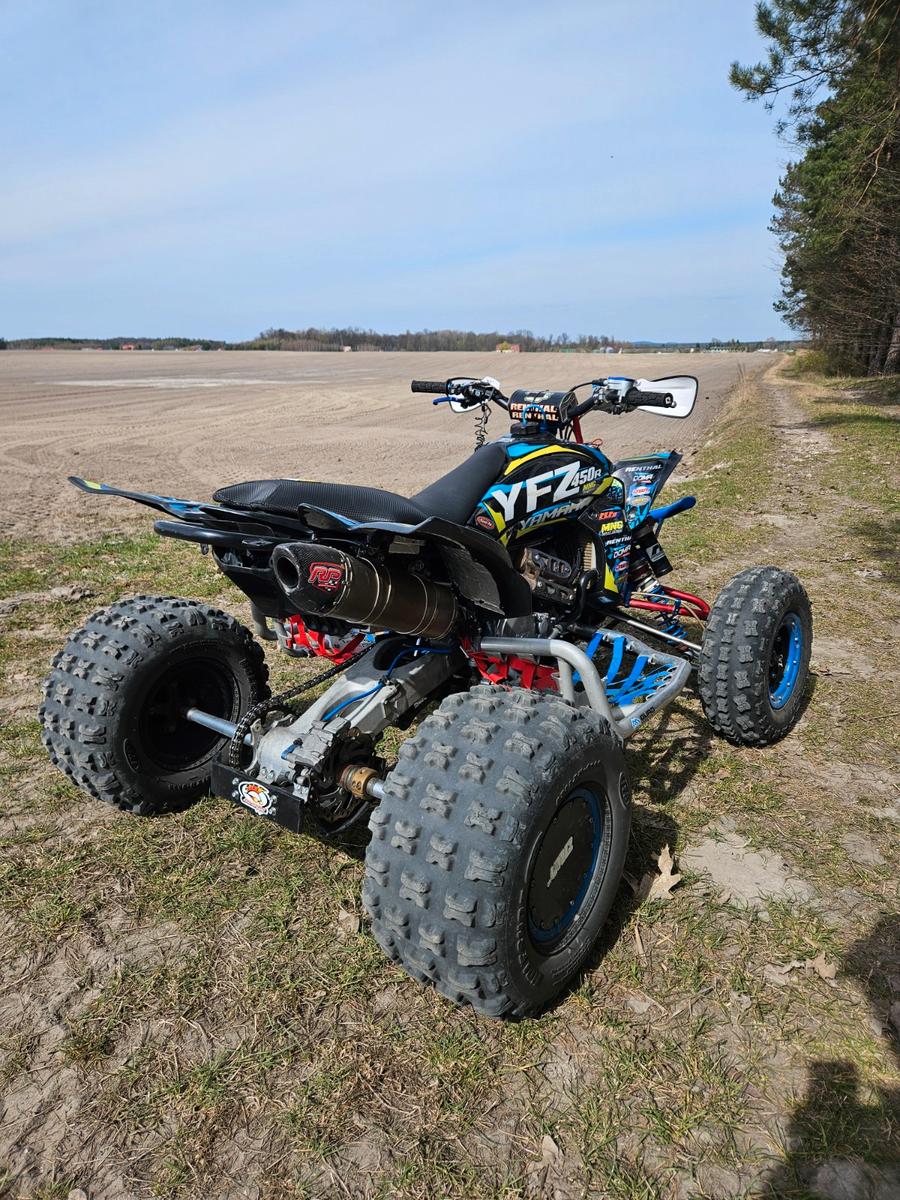 Yamaha YFZ 2009 — engine 450 cm³, 54 HP (40kW)