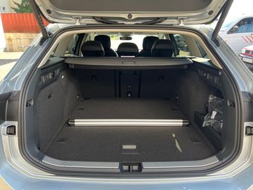 Volkswagen Passat Variant Bus. 1.5 eTSI 150 PS 7-Gang-DSG
