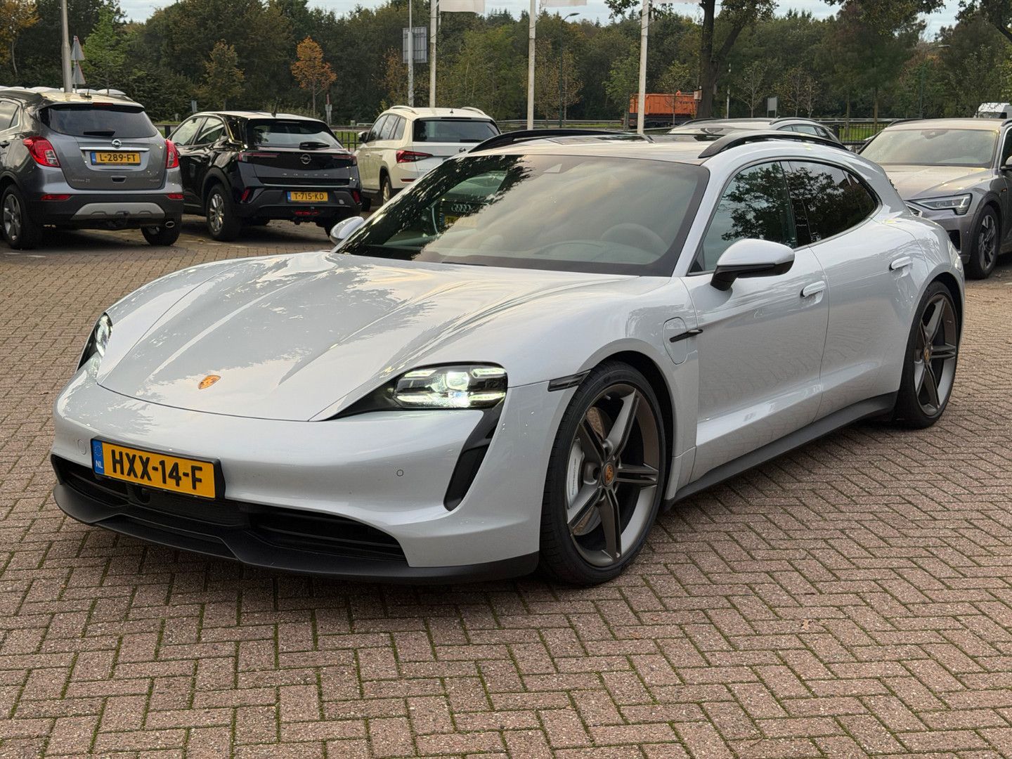 Porsche Taycan Sport Turismo 4S 93 kWh / SOH 94.5 % / Pa