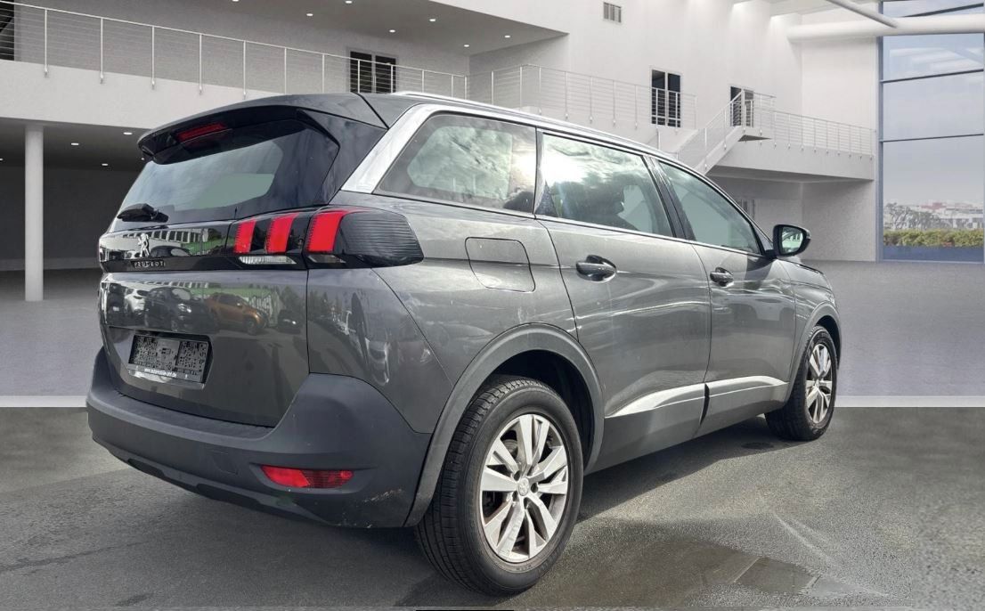 Fahrzeugabbildung Peugeot 5008 1.2T ACTIVE 7-SITZ NAVI/LED/KAMERA/VIRTU.