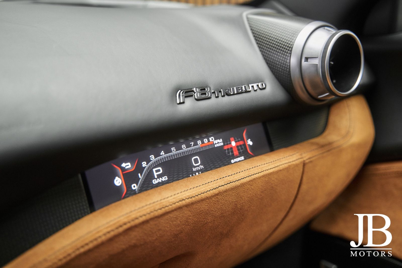 Fahrzeugabbildung Ferrari F8 Tributo Carbon Lift Racing Seat CarPlay