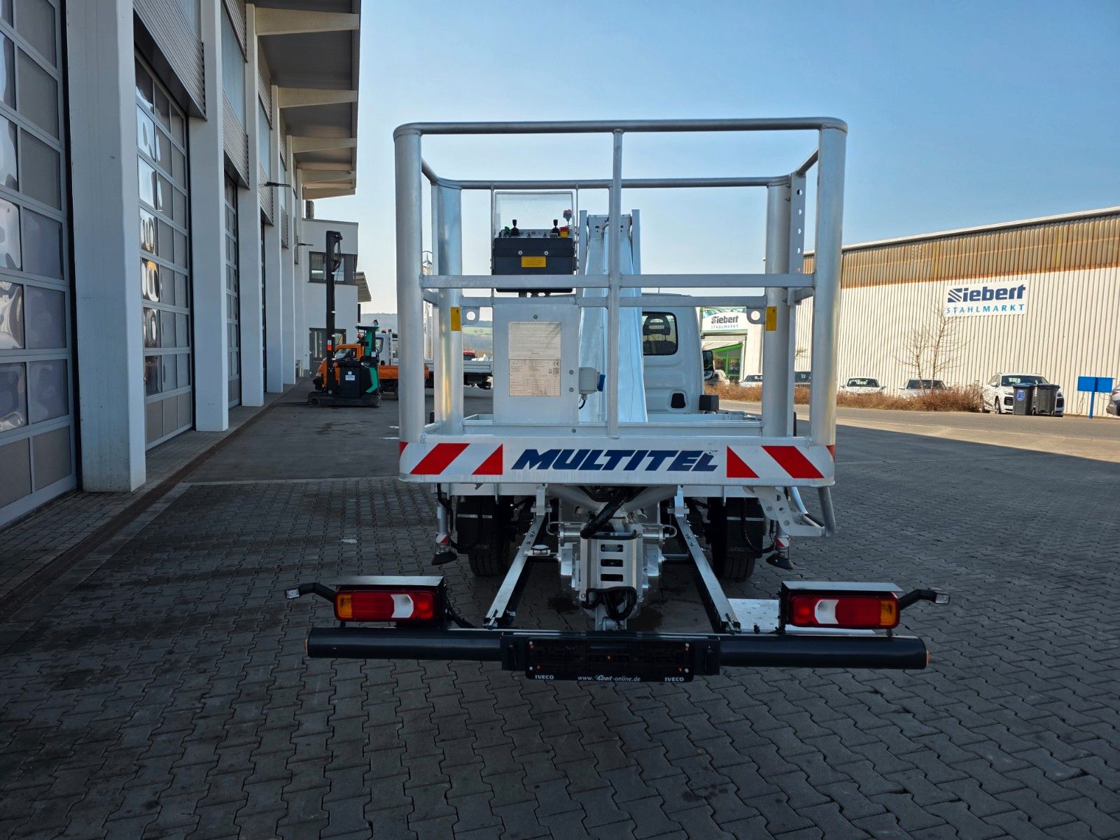 Fahrzeugabbildung Iveco Daily 35S14 *MULTITEL MTE 270*27Meter*