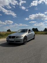 BMW E90 325i Automatik/99.500KM/N52/Checkheft/19Zoll - BMW 325: E90