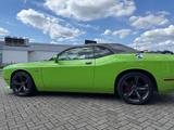 Dodge Challenger 5,7L  R/T Hemi - mit Benzin-Antrieb: Sportwagen