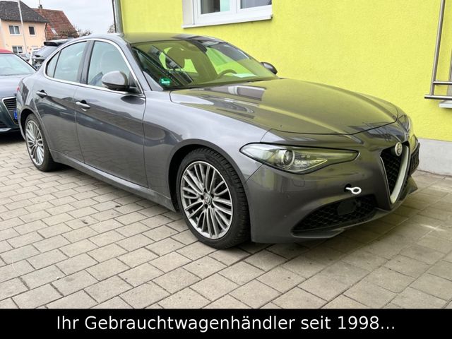 Alfa Romeo Giulia 2.2 Diesel Super *BI-XENON/LEDER/NAVI*