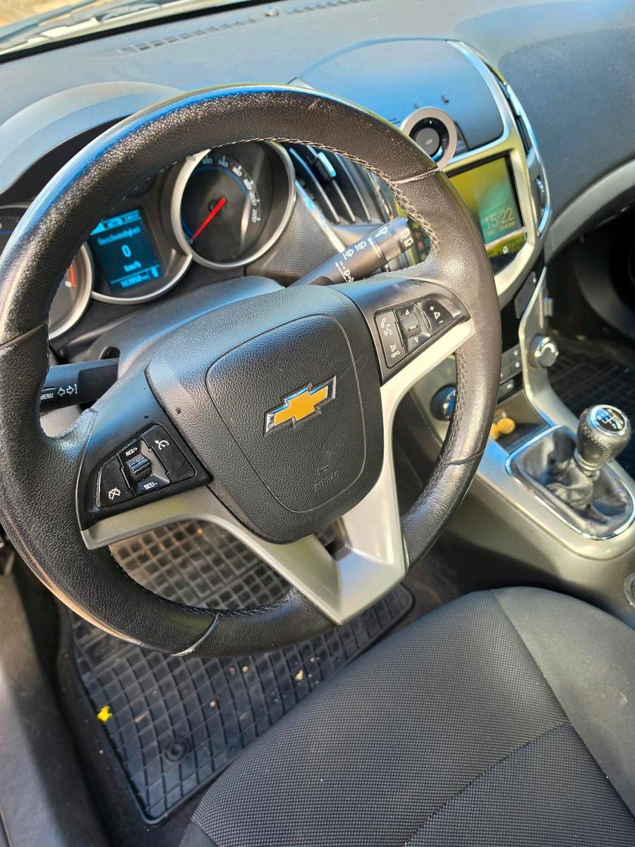 Chevrolet Cruze 2013 — photo 11