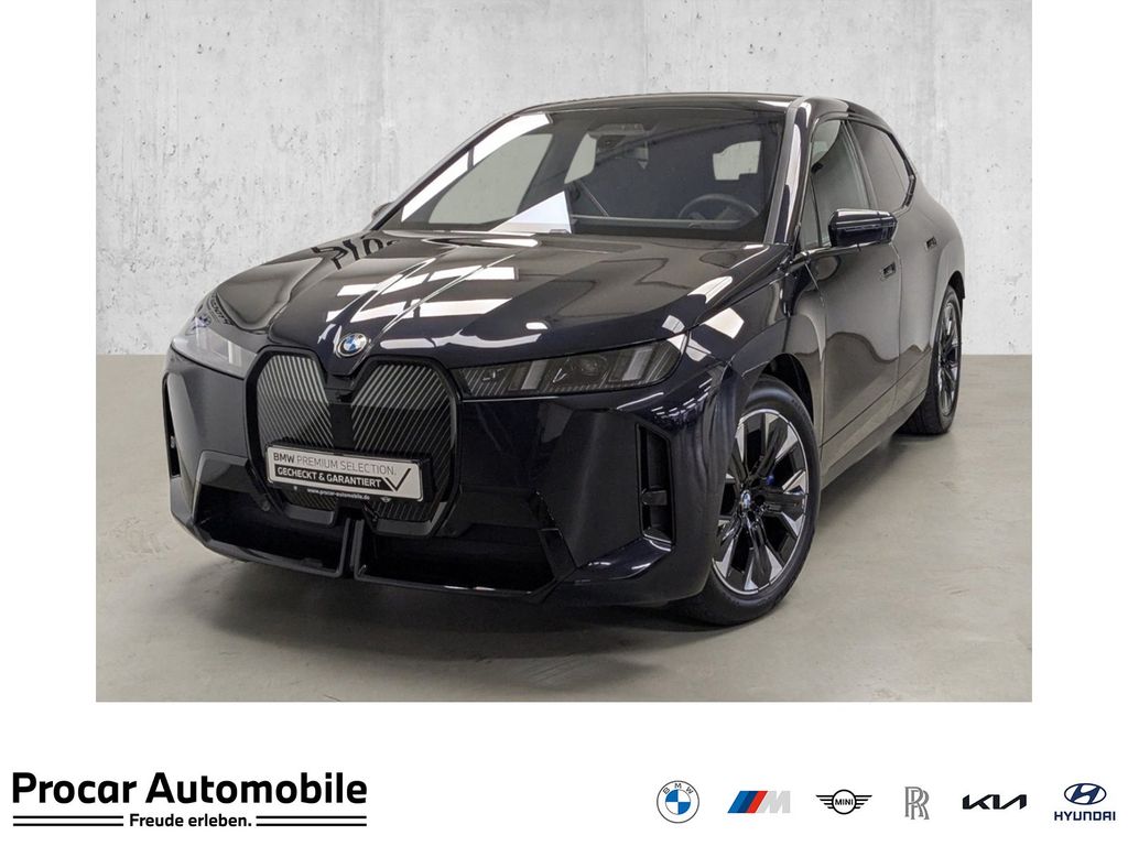 BMW iX xDrive45 M Sport AHK DA Prof PA Prof Autobahn