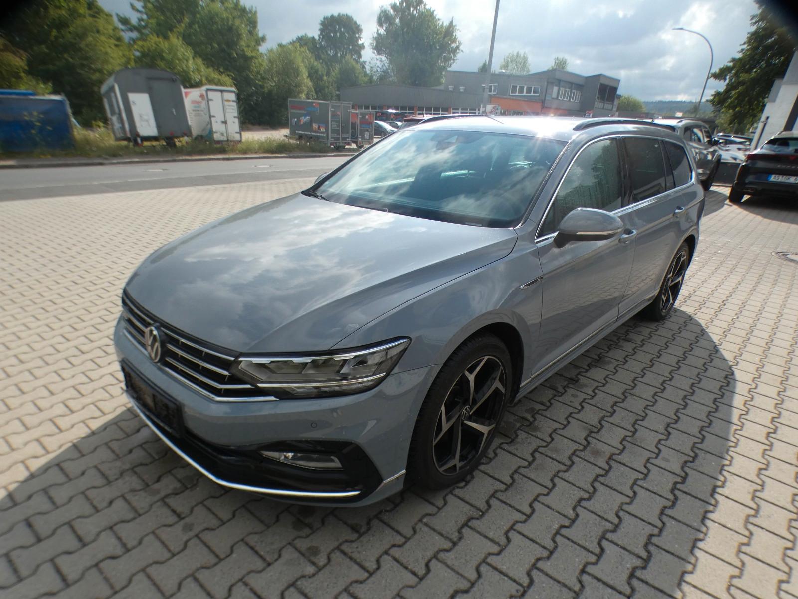 Volkswagen Passat Variant R-Line 2.0TDI DSG LED Navi SHZ