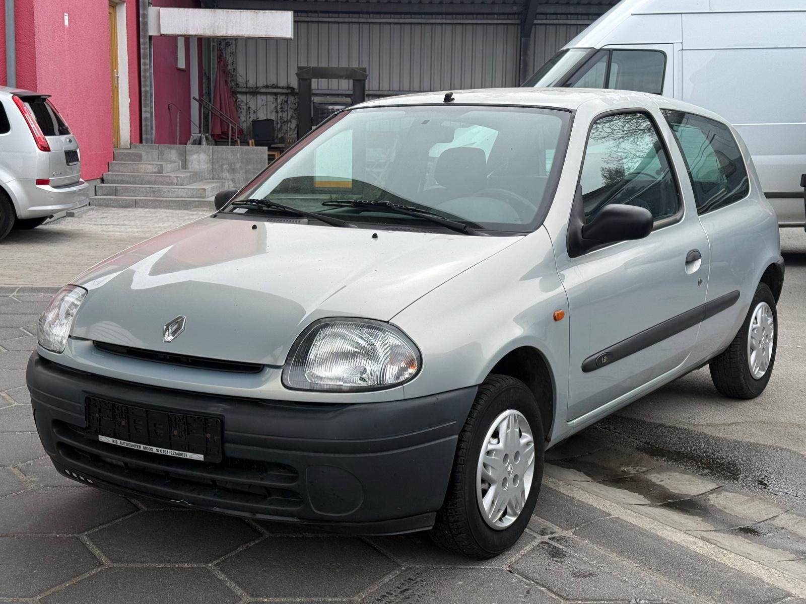 Renault Clio Basis 1.2 RENTNERFAHRZEUG 1.HAND TÜV NEU!*1