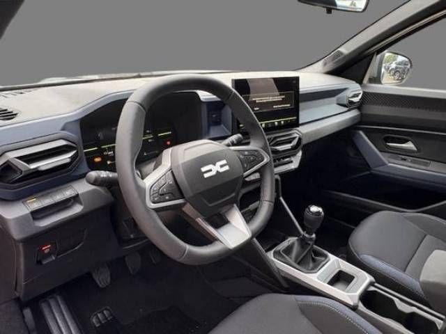 Fahrzeugabbildung Dacia Bigster Expression TCe 140