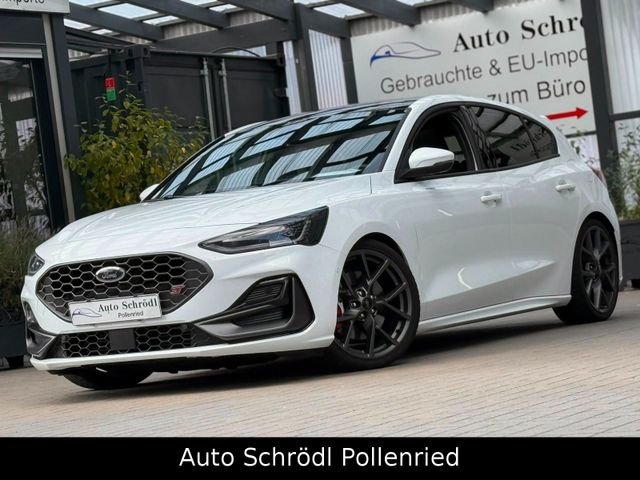 Ford Focus Lim. ST X 2.3 EcoBoost, Pano, B&O, Matrix