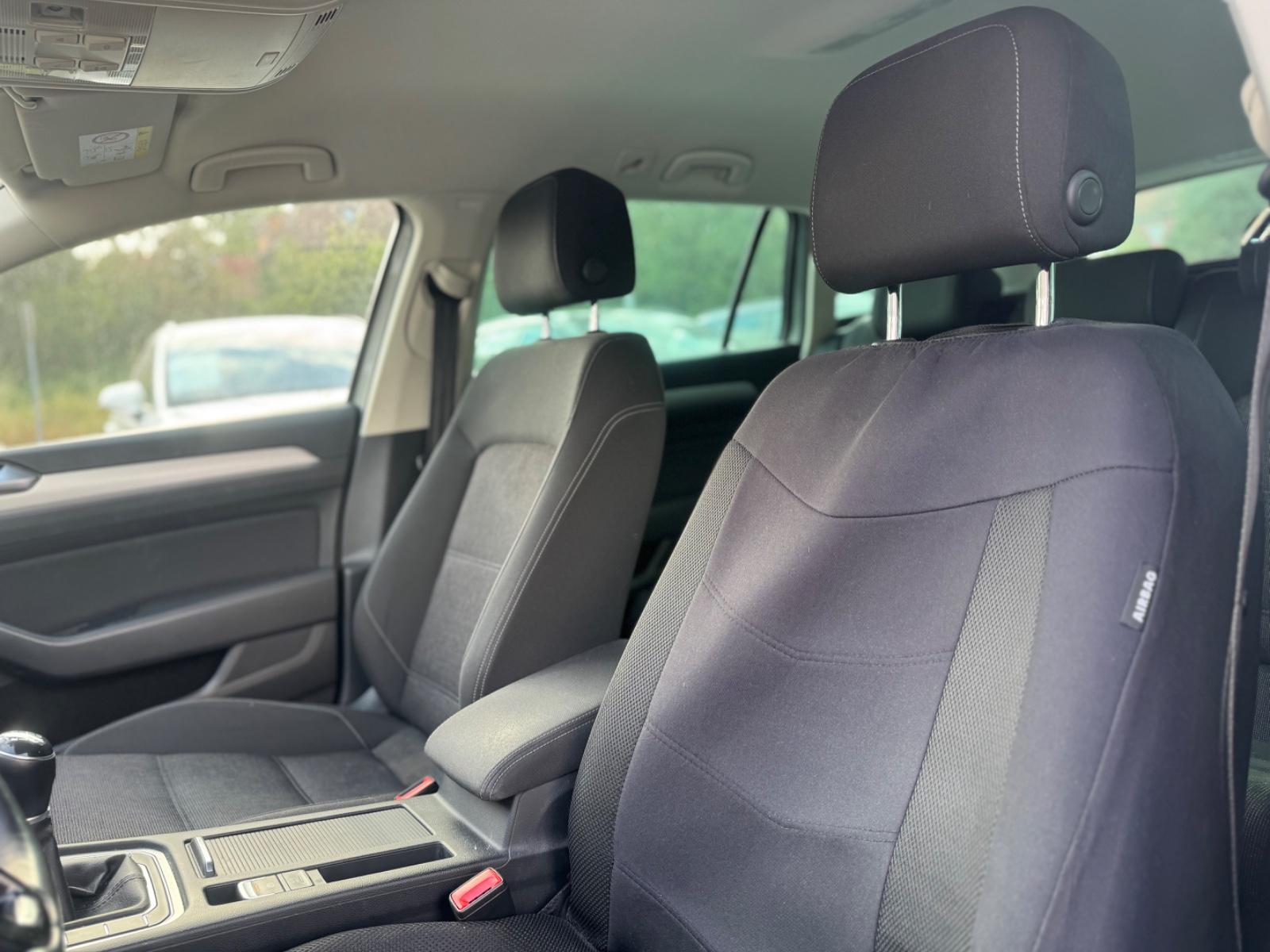 Volkswagen Passat 2015 — photo 28