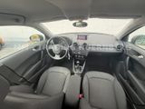 Audi A1 1.6 TDI 5TÜRIG-KLIMAAUT.-ALU-2.HAND-EURO5 - Audi A1: 6.1