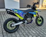 Husqvarna 701 SM Supermoto, viel Zubehör, gr. Service neu - HUSQVARNA MOTORRAD